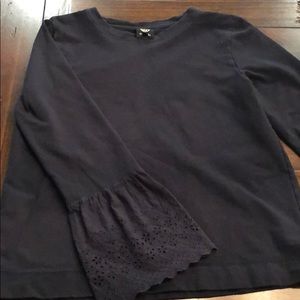 Navy sweatshirt with bell lace sleeve